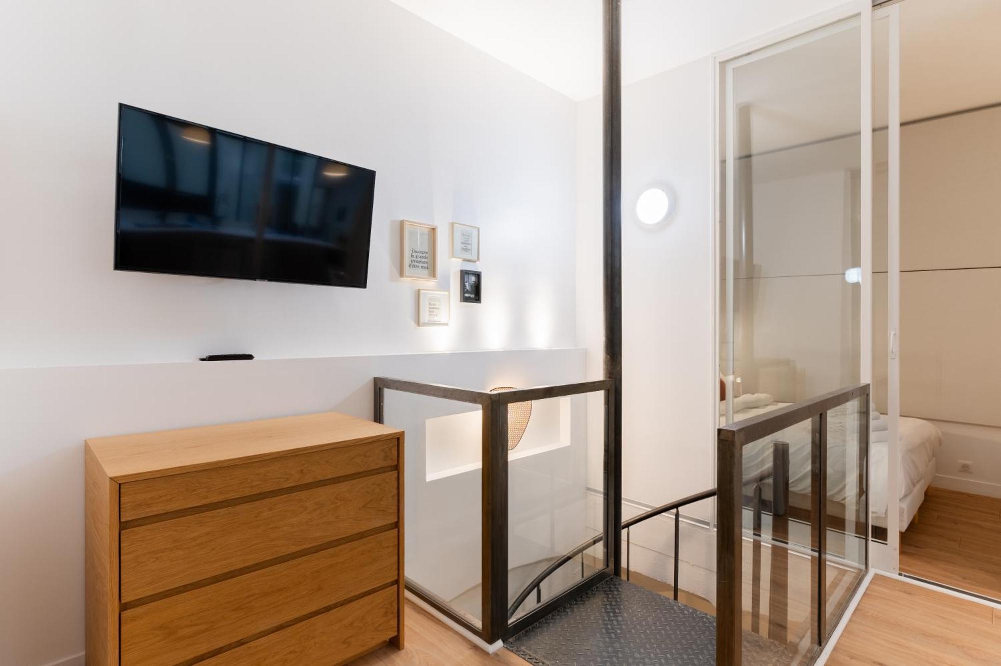 St Germain Sartre Chicsuites Париж Екстериор снимка